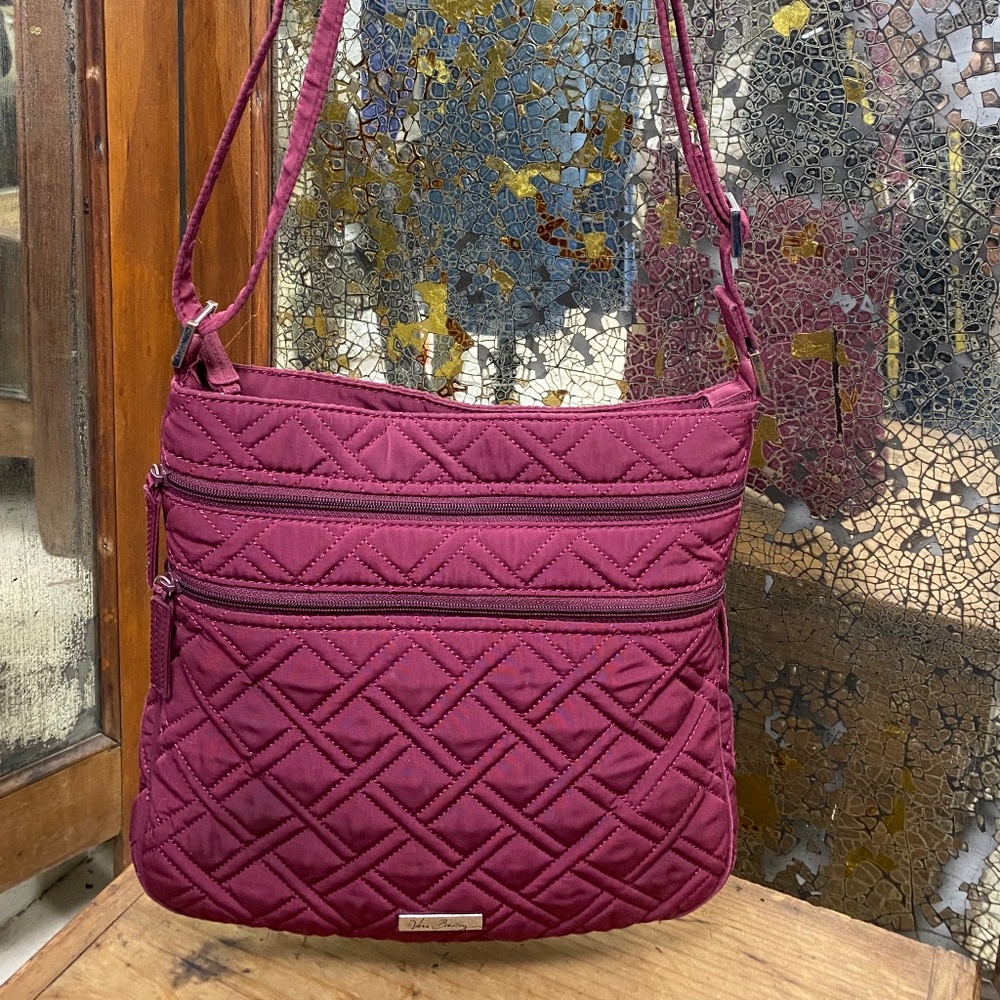 Vera Bradley Shoulder Bag Quilted‎ Burgundy